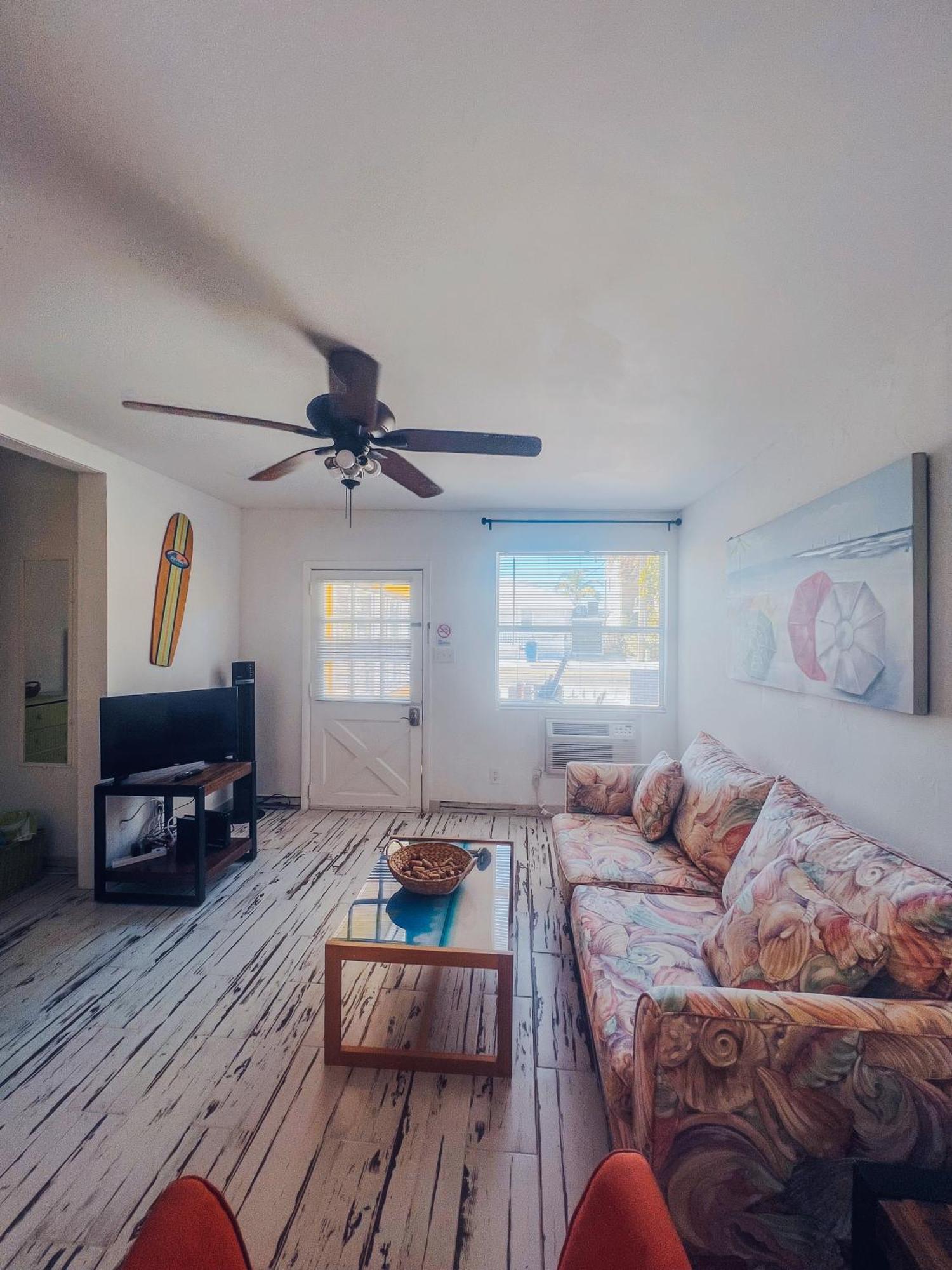 Playa Esmeralda One Bedroom Cottages Bradenton Beach Bagian luar foto