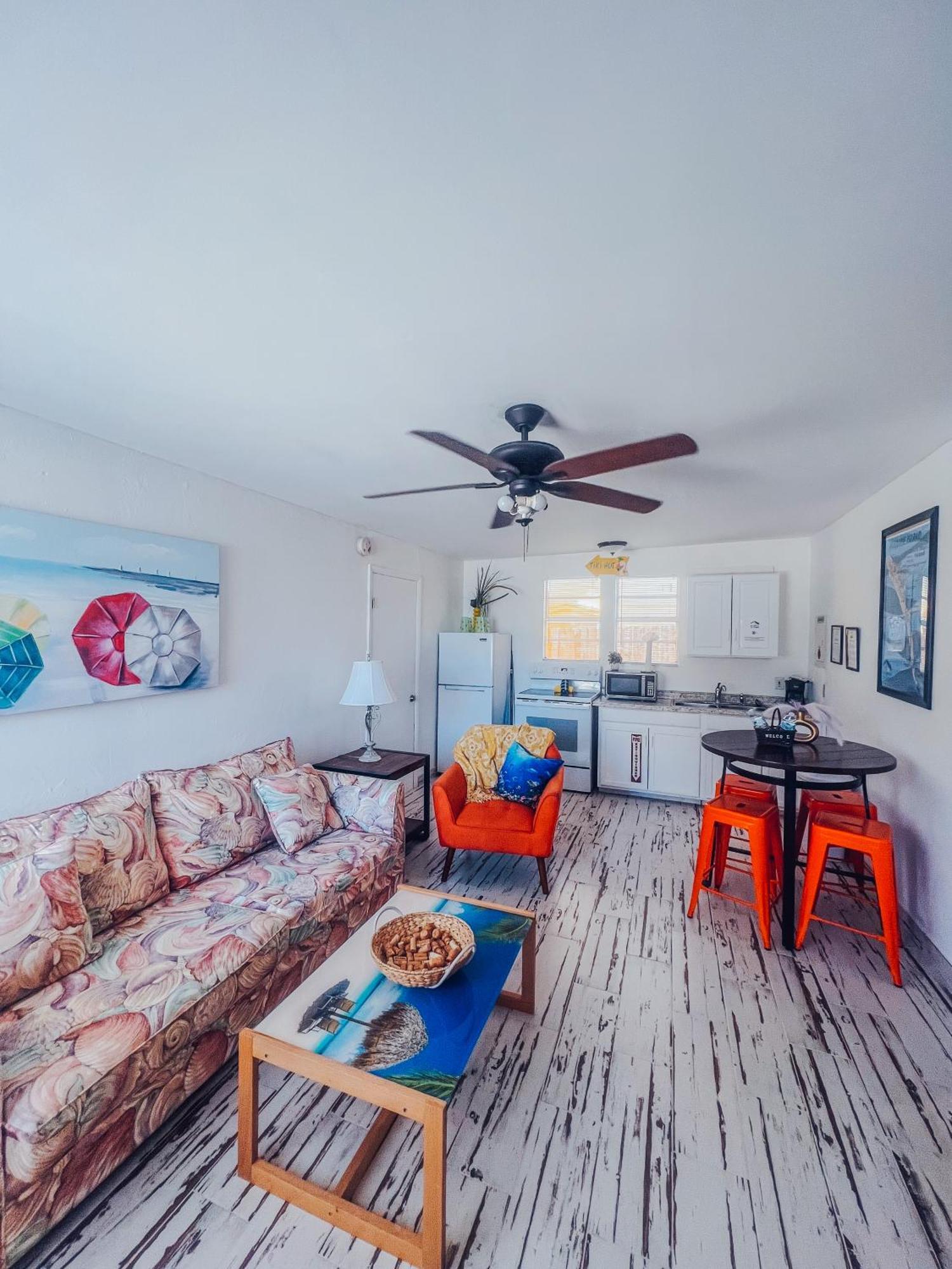 Playa Esmeralda One Bedroom Cottages Bradenton Beach Bagian luar foto