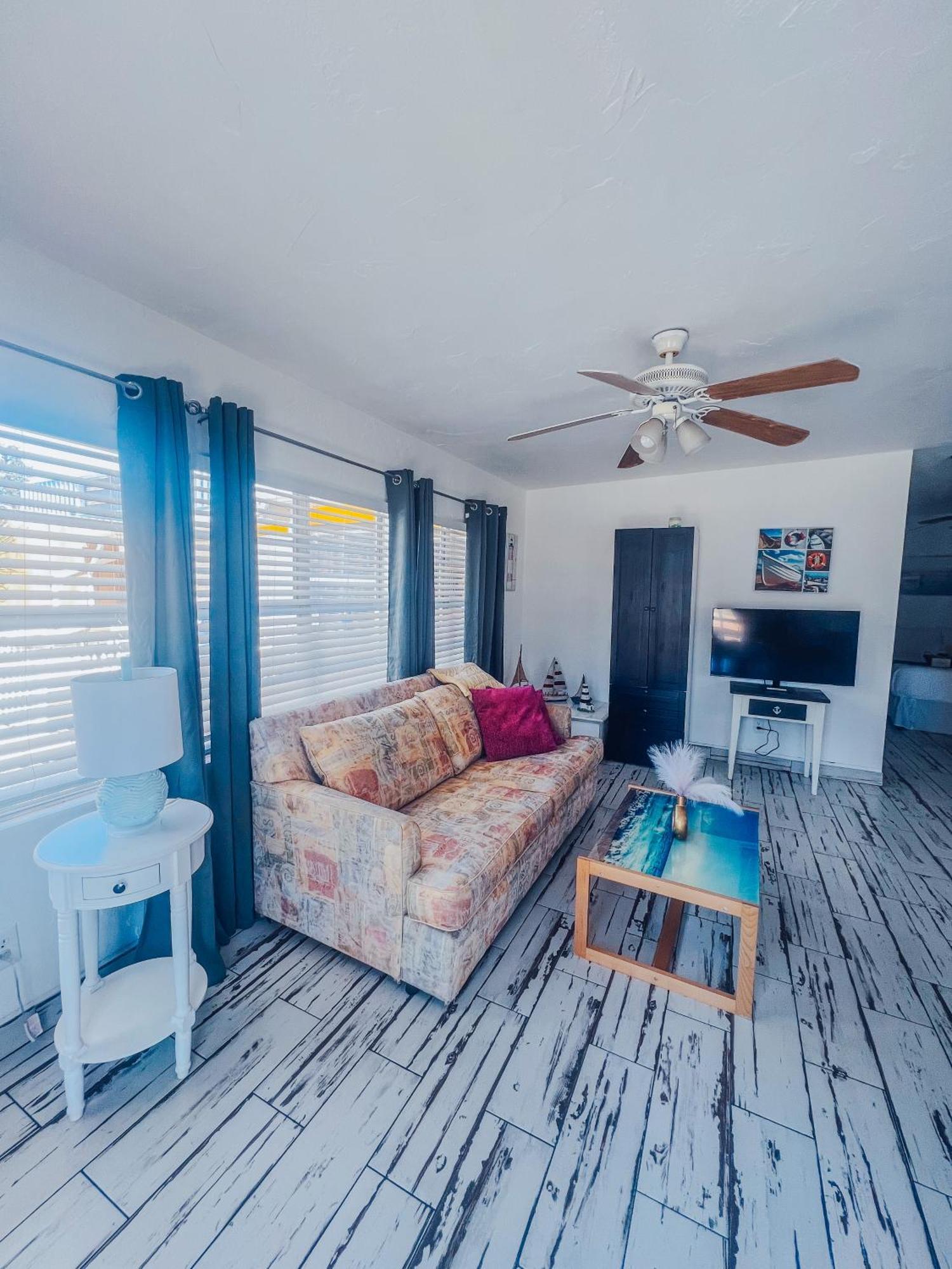 Playa Esmeralda One Bedroom Cottages Bradenton Beach Bagian luar foto