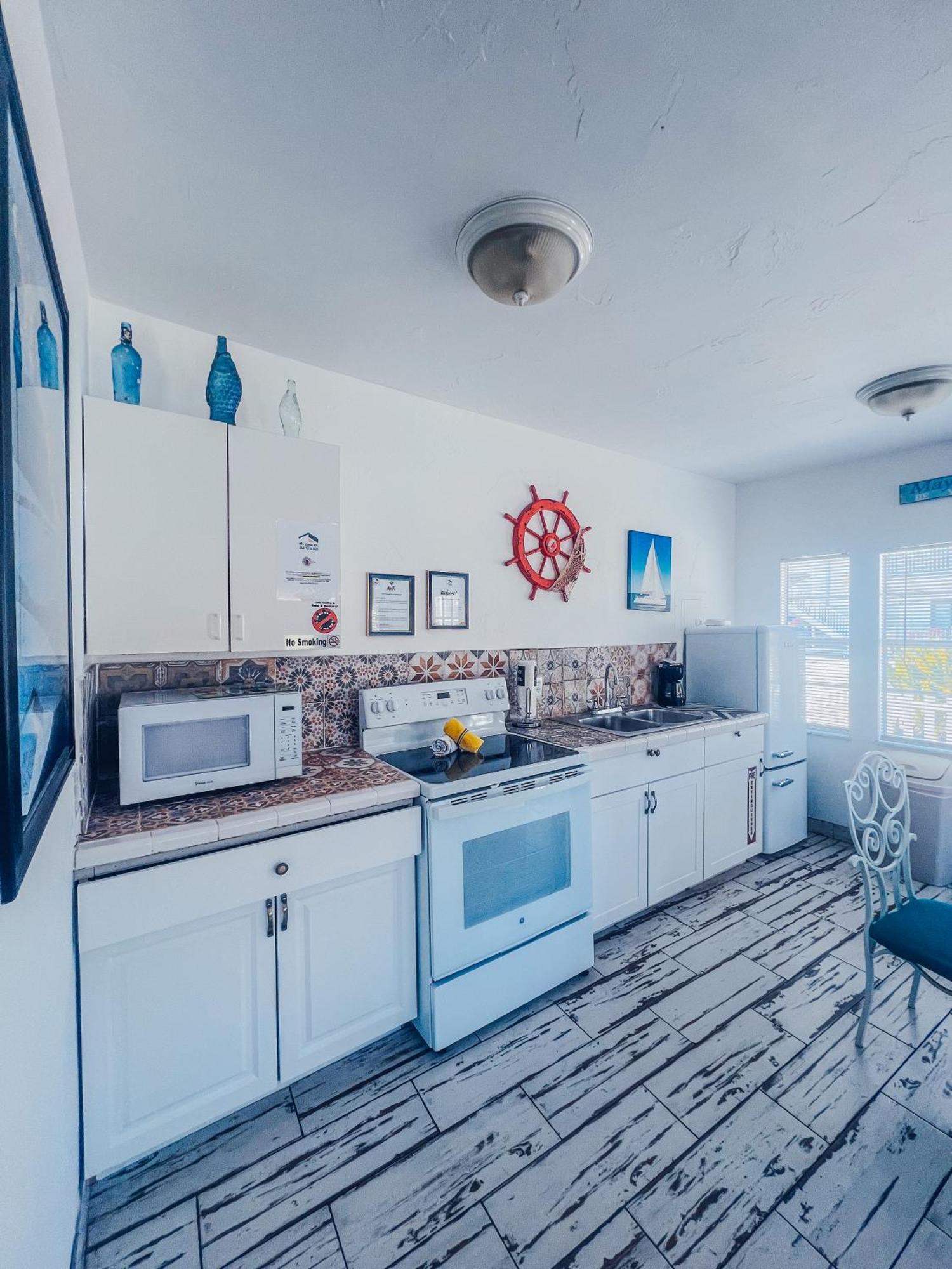 Playa Esmeralda One Bedroom Cottages Bradenton Beach Bagian luar foto