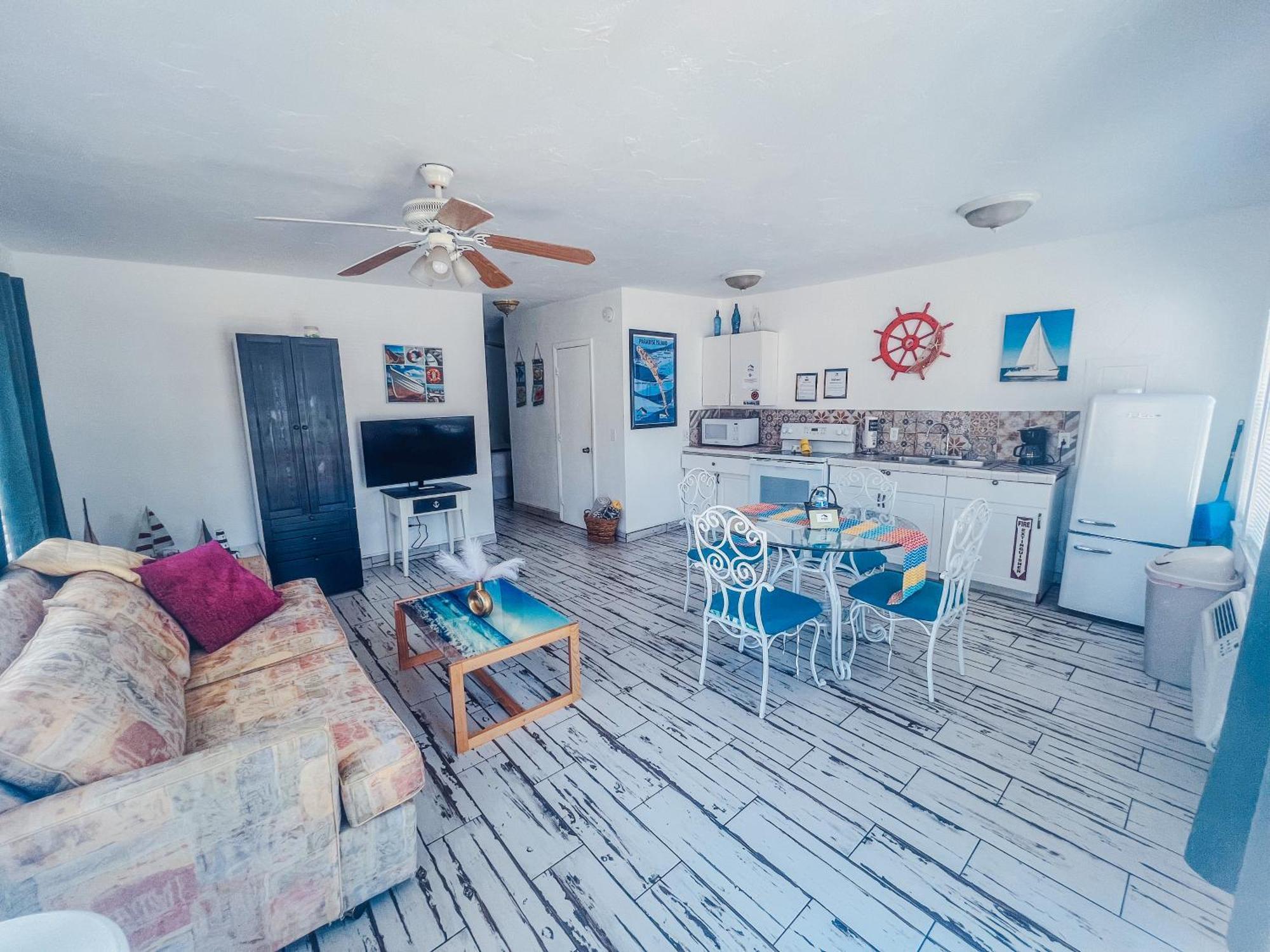 Playa Esmeralda One Bedroom Cottages Bradenton Beach Bagian luar foto