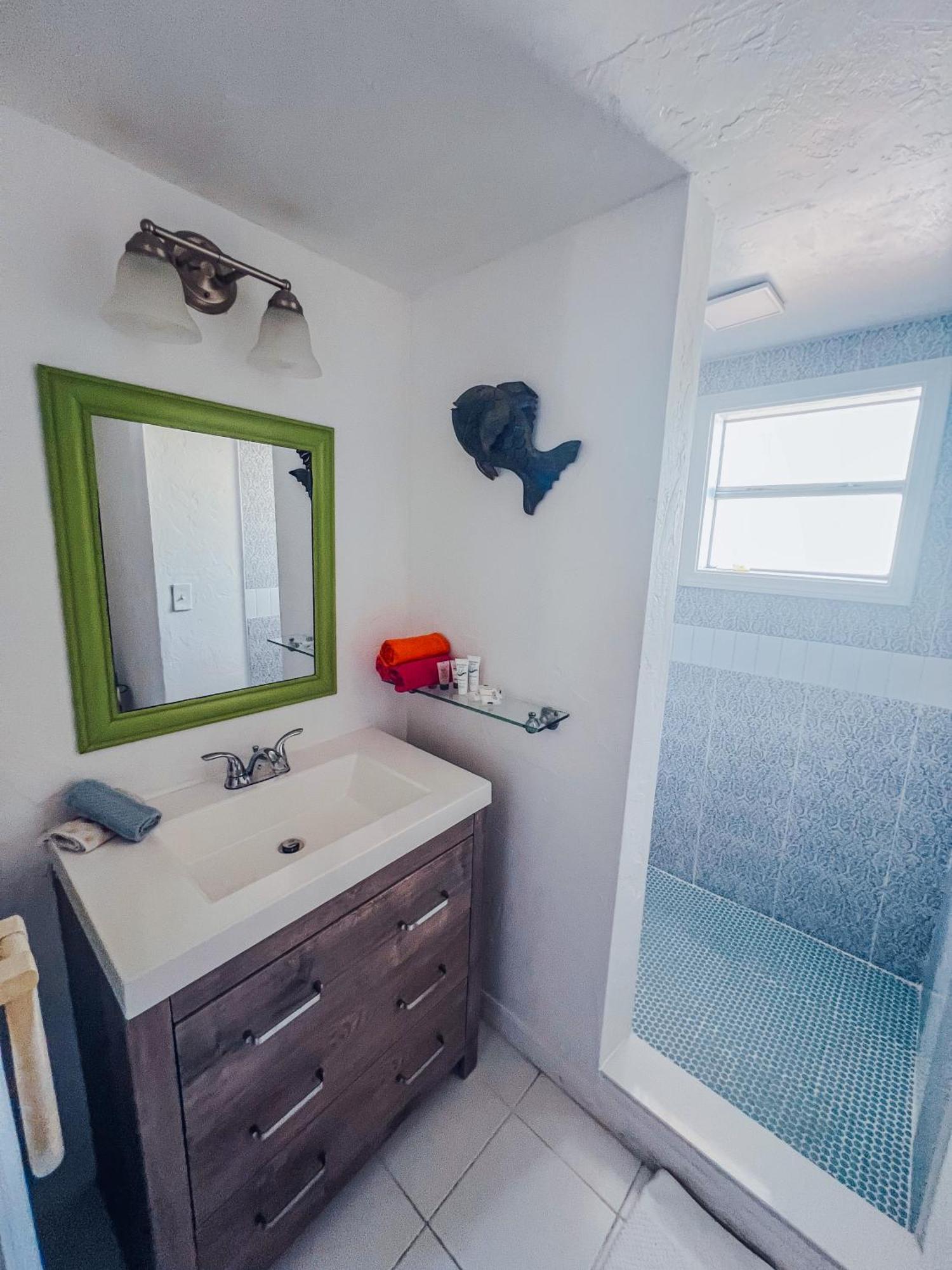 Playa Esmeralda One Bedroom Cottages Bradenton Beach Bagian luar foto