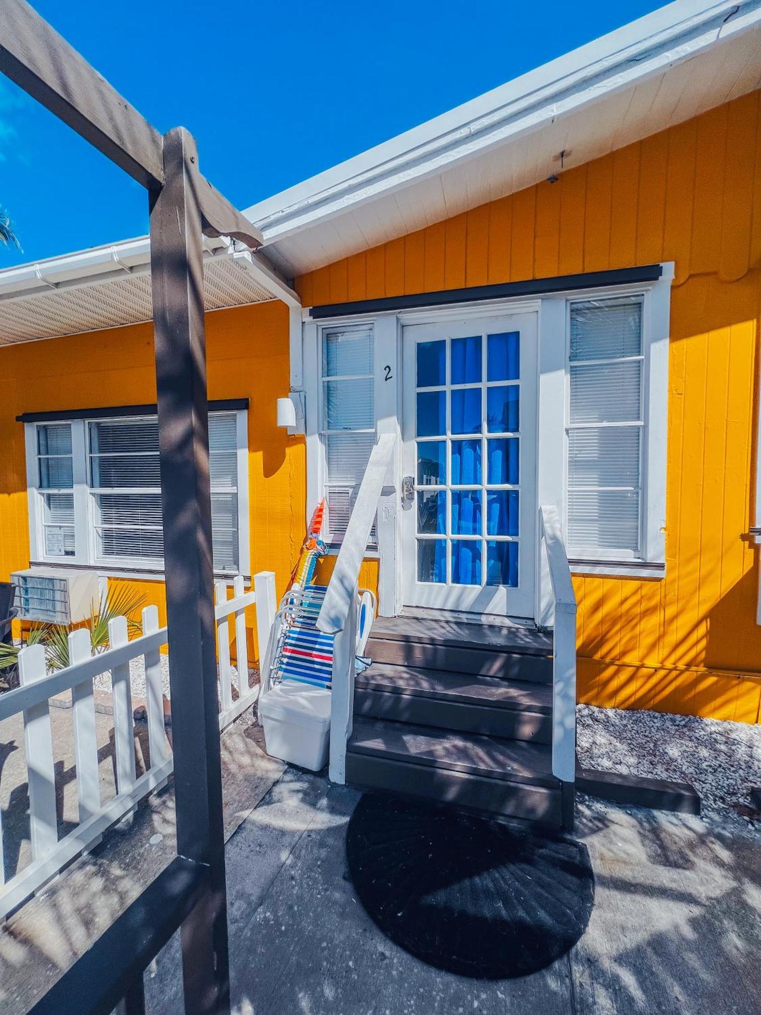 Playa Esmeralda One Bedroom Cottages Bradenton Beach Bagian luar foto