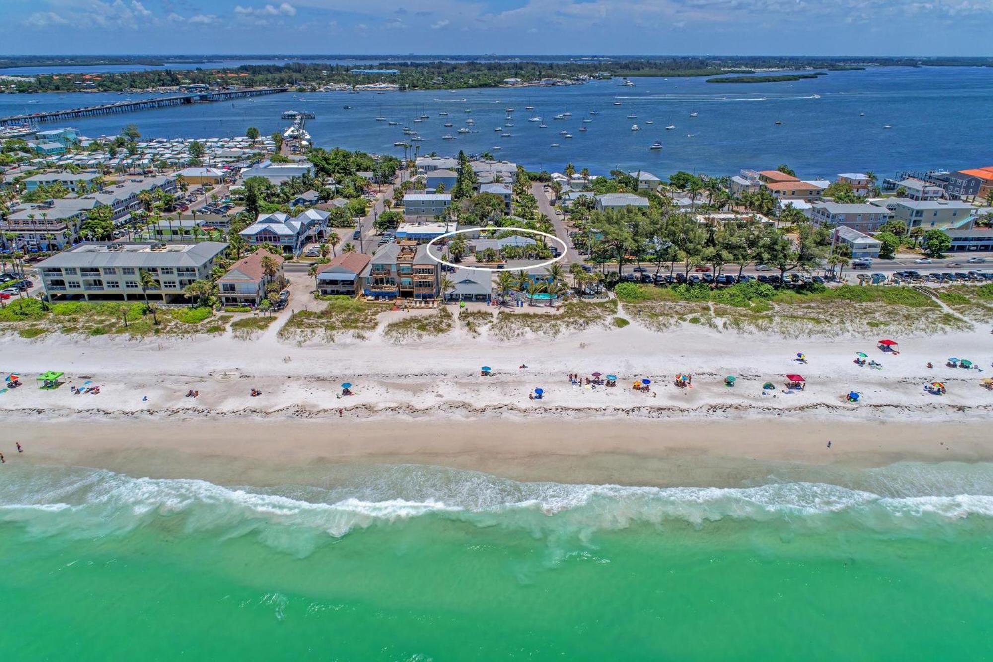 Playa Esmeralda One Bedroom Cottages Bradenton Beach Bagian luar foto